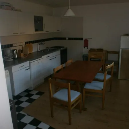 House 4*